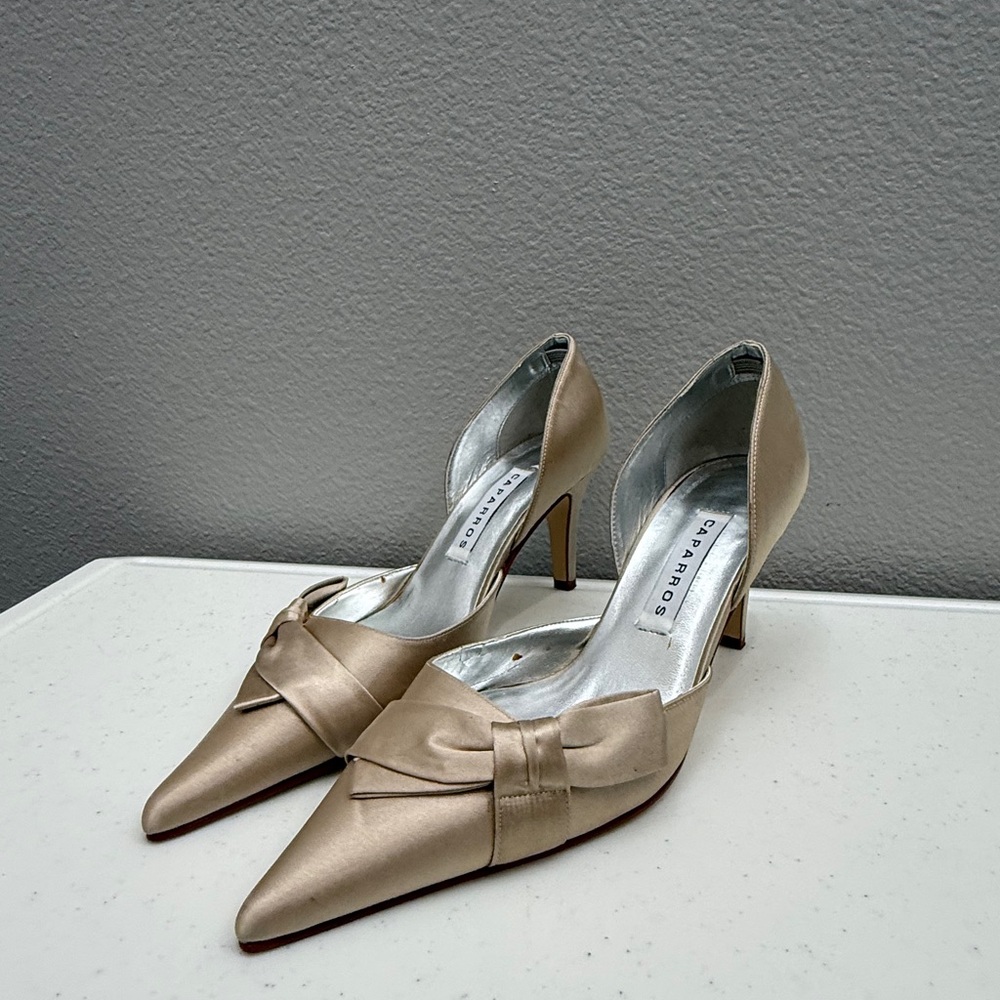 Caparros Tan Stiletto Heels Size 8.5 d'Orsay Design Bow Wedding Classy